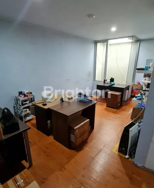 image RUMAH USAHA LOKASI STRATEGIS PUSAT KOTA SURABAYA DEKAT JALAN DIPONEGORO (5)