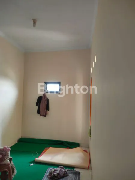 image RUMAH MUNGIL MINIMALIS BONUS KOLAM IKAN LELE DITANAH BELAKANG RUMAH CIJANTUNG (4)