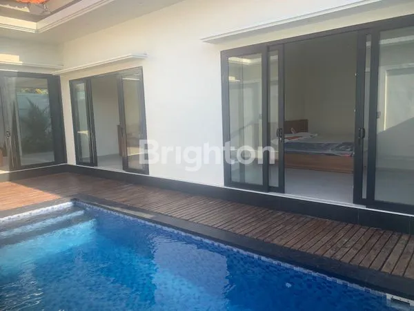 image VILLA 1 LANTAI 2 KAMAR FULL FURNISH DENGAN PRIVAT POOL, VIEW SAWAH, LUAS TANAH 2.5 ARE DI KEDIRI TABANAN (5)