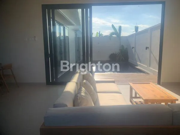 image VILLA 1 LANTAI 2 KAMAR FULL FURNISH DENGAN PRIVAT POOL, VIEW SAWAH, LUAS TANAH 2.5 ARE DI KEDIRI TABANAN (4)