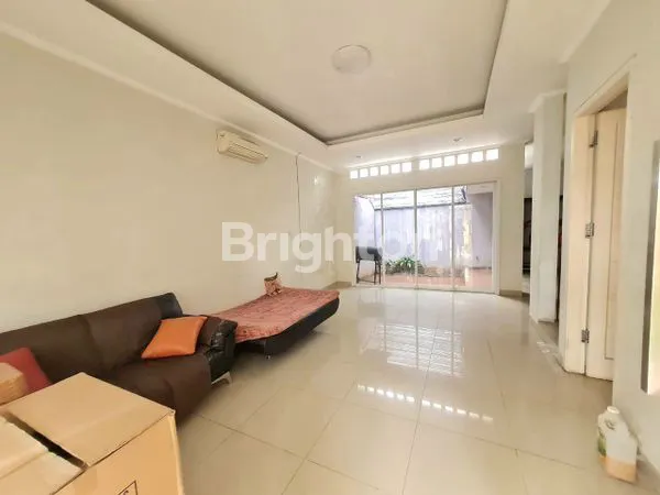 image RUMAH SEMI FURNISH DI BUKIT GOLF RIVERSIDE CIBUBUR CIMANGGIS (3)