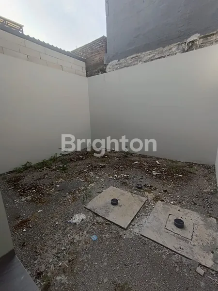 image RUMAH LEBAK ARUM, 2 UNIT, 1 UNIT TYPE THALIA, GRANIT 60 X 60 (7)