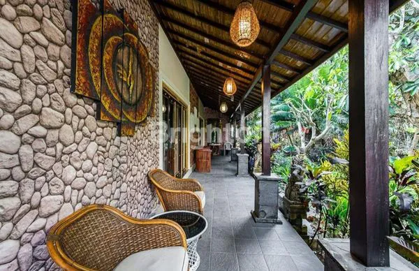 image TANAH SEKALIGUS VILLA DI BALI COCOK UNTUK INVESTASI  (8)