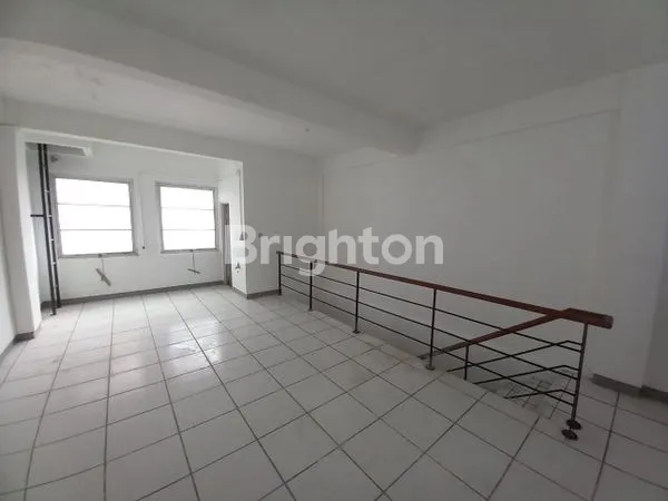 image RUKO 3 LANTAI STRATEGIS DI JALAN RAYA PAJAJARAN BOGOR (5)