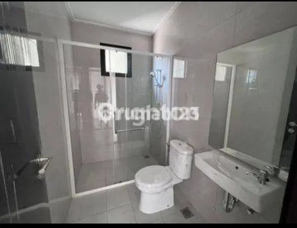 image RUMAH MILENIAL CALIFORNIA PIK 2 UKURAN 8 X 12.5 BRAND NEW (5)