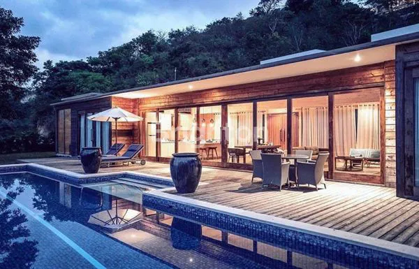 VILLA YANG NYAMAN DILOKASI SUPER CANTIK