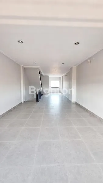 image MURAH! RUKO SHANGHAI MEGA KUNINGAN PIK2 BRAND NEW 3 LANTAI 8X18 HADAP JALAN UTAMA ROW 50M, LOKASI STRATEGIS ROI TINGGI (4)