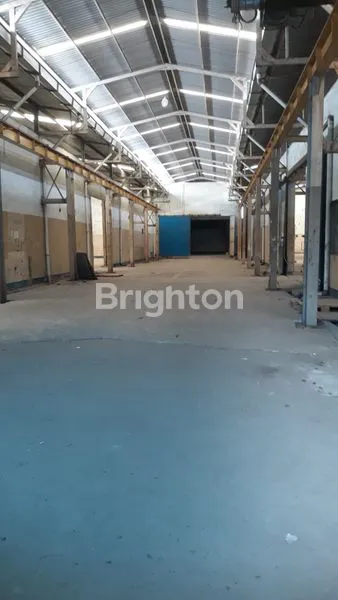 image GUDANG LUAS SIAP PAKAI TIPAR CAKUNG  (3)