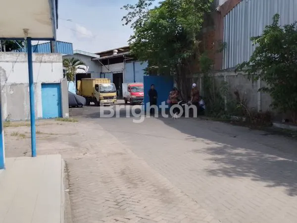 image GUDANG LUAS SIAP PAKAI TIPAR CAKUNG  (8)