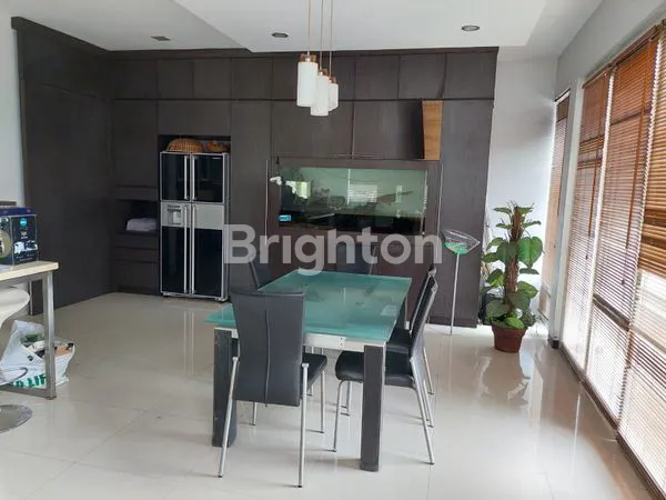 image RUMAH DUA LANTAI ARAYA KOTA MALANG (8)