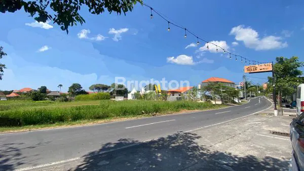 TANAH DI PADANG LINJONG-BATU BOLONG-PREMIUM LOCATION-COCOK UNTUK RESTAURANT & CAFE