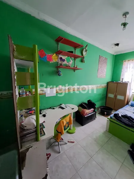 image RUMAH SIAP HUNI 2 LANTAI BANGUNAN TERAWAT DI KELAPA GADING JAKARTA UTARA (8)