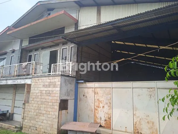 GUDANG STRATEGIS DI CILEUNGSI