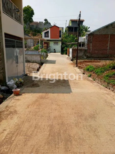 image TANAH PADAT BENTUK KOTAK SIAP BANGUN CIPAGERAN CIMAHI UTARA (4)