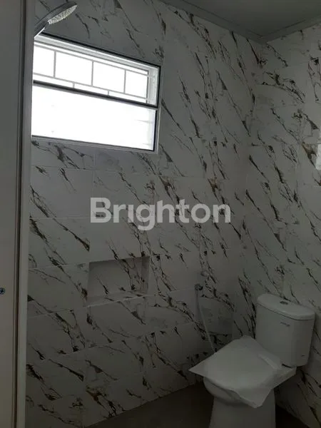 image RUMAH BARU DI SOLO KOTA DEKAT BAKSO PAK RUK SIAP HUNI (2)