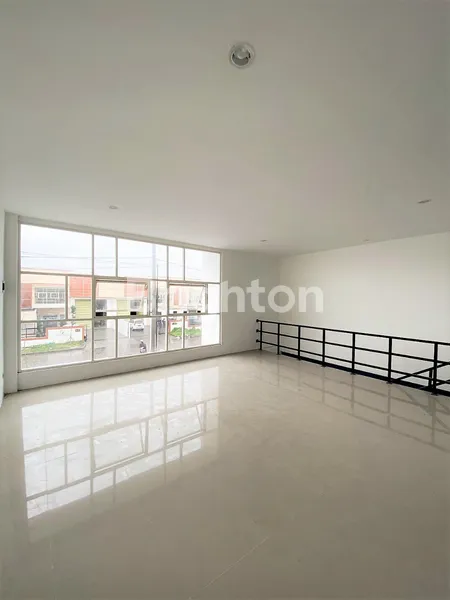 image PERGUDANGAN MODERN  READY UNIT, DI LINGKAR TIMUR SIDOARJO (6)