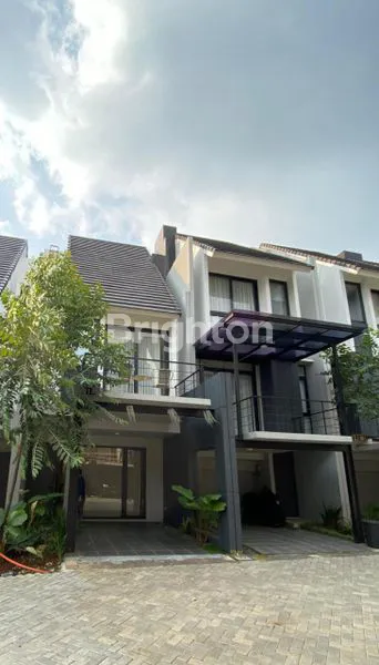 image HUNIAN MODERN SEMI FURNISHED DI JAKARTA SELATAN (1)
