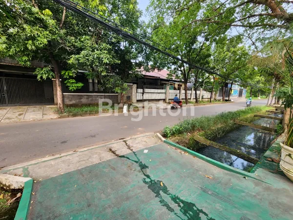 image RUMAH JOGLO 7 X 25 JAKARTA BARAT (2)