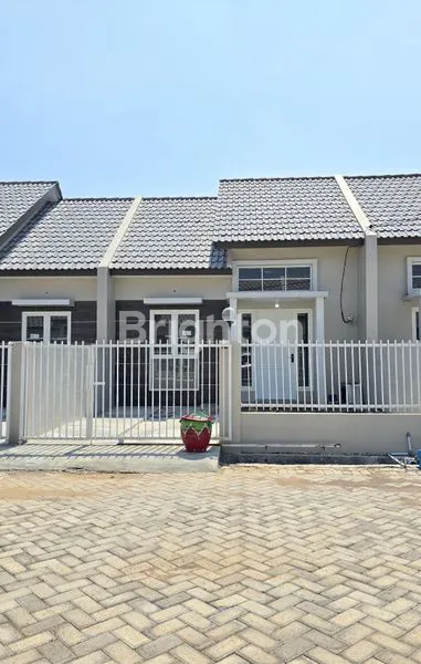 image RUMAH VIRAL MODERN LOKASI JUANDA SIDOARJO (1)