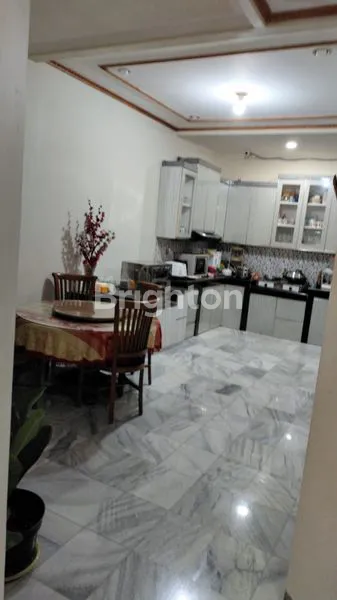 image RUMAH KAVPOLRI JELAMBAR LOKASI PREMIUM JAKARTA BARAT (6)