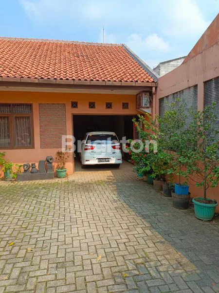 RUMAH DI PAMULANG, TANGERANG SELATAN