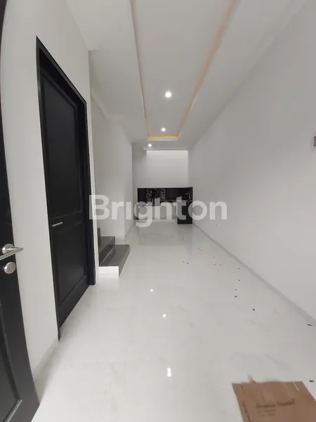 image RUMAH 1M-AN AMERICAN MINIMALIS MANYAR INDAH, LOKASI TENGAH KOTA SURABAYA (2)