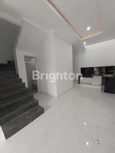 image RUMAH 1M-AN AMERICAN MINIMALIS MANYAR INDAH, LOKASI TENGAH KOTA SURABAYA (3)