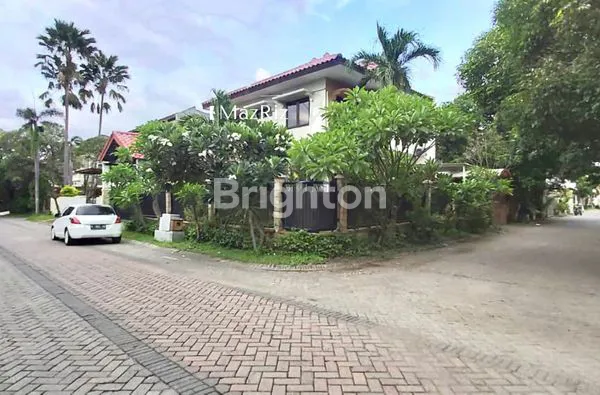 image RUMAH 2 LANTAI ASRI DEKAT PASAR CITRALAND DI SURABAYA BARAT (1)