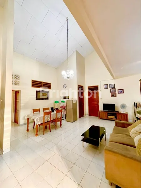 image SIDOSERMO TERAWAT SIAP HUNI, FULL JATI, LOKASI STRATEGIS (4)