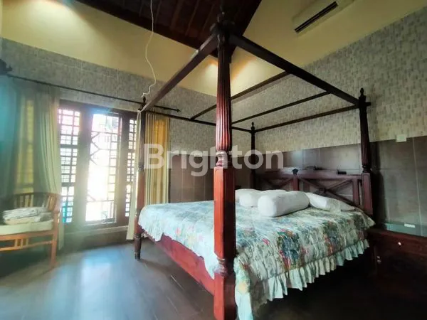 image RUMAH PREMIUM DI PINGGIR JALAN BESAR DENPASAR (4)