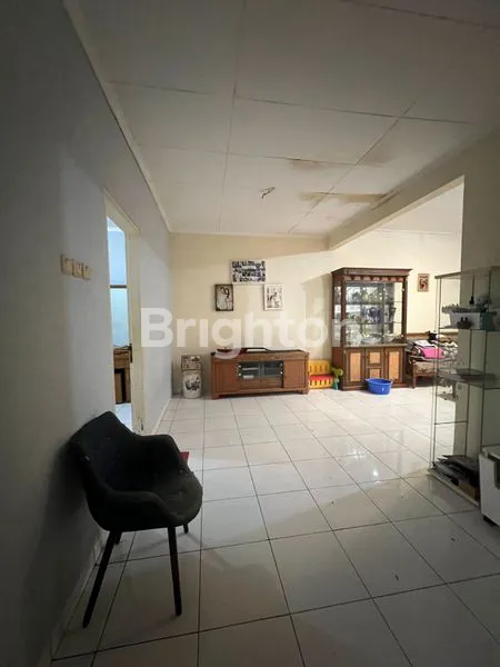 image RUMAH TELAGA GOLF SAWANGAN SIAP HUNI (3)