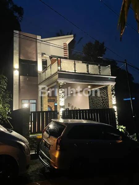 RUMAH 2 LANTAI SIAP HUNI FULL FURNISHED TINGGAL BAWA KOPER