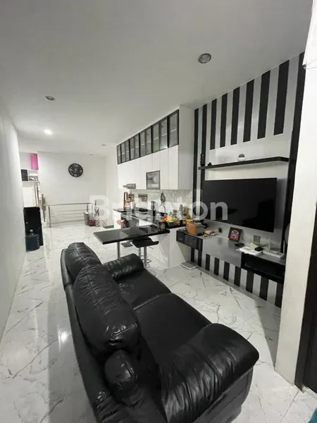 image RUMAH 2 LANTAI SIAP HUNI FULL FURNISHED TINGGAL BAWA KOPER (6)