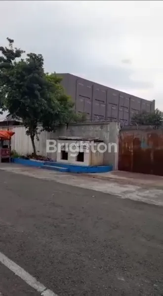 image RUKO + TANAH LUAS , TEMBUS 2 JALAN , JL.JEND.SUDIRMAN SILIWANGI - GISIKDRONO , SEMARANG (2)