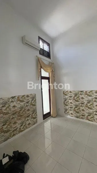 image RUMAH BESAR TERAWAT SIAP HUNI ! SEWA PURI WIDYA KENCANA (6)