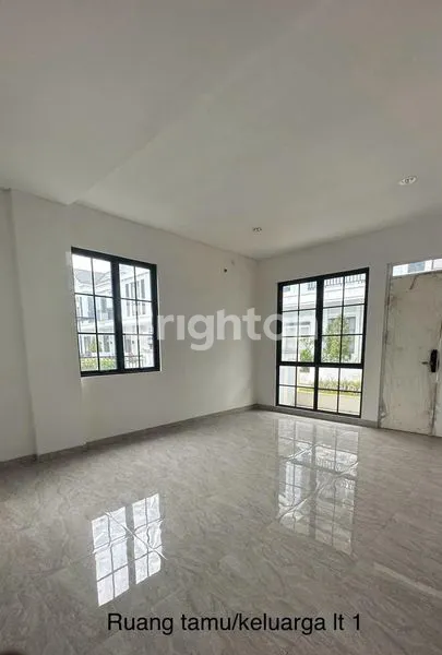 image RUMAH BARU LAVON 2 MONTANA TIPE G DOUBLE DECKER SIAP HUNI (1)