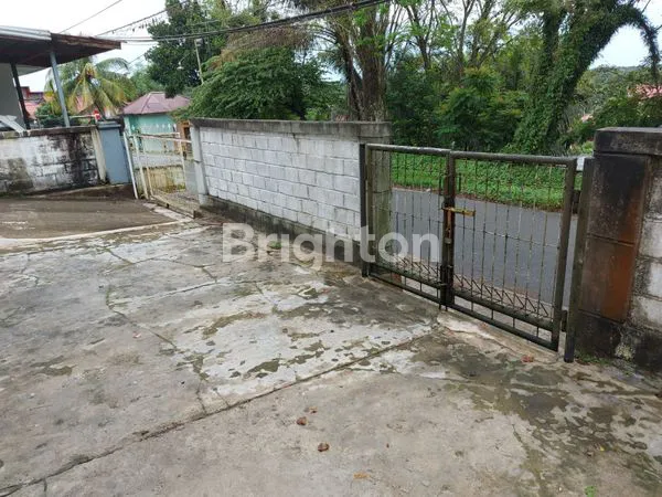 image RUMAH JUAL LOKASI STRATEGIS DI KOTA BONTANG (8)