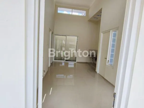 image RUMAH BARU MINIMALIS SAWOJAJAR (5)