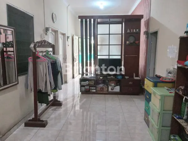 image RUMAH LANTAI 2 LOKASI TENGGILIS SURABAYA. (4)