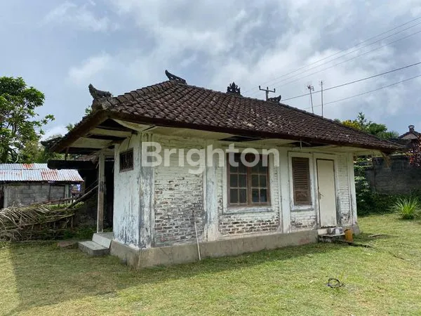 Lahan bonus bangunan di Jatiluwih, Tabanan