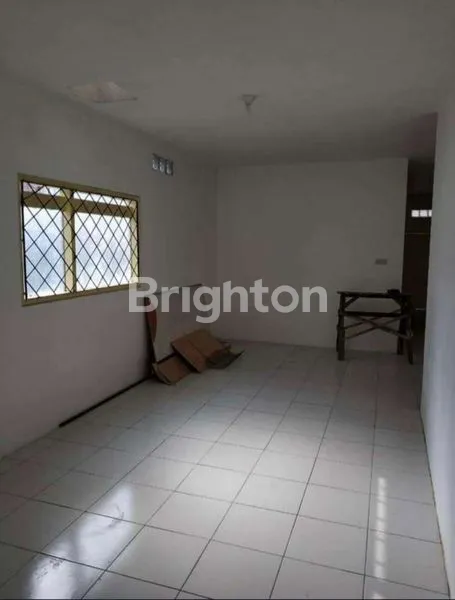 image TANAH & BONUS BANGUNAN LOKASI PREMIUM POROS JALAN RAYA TASIKMADU - DEKAT DENGAN GERBANG TOL KARANGLO (2)