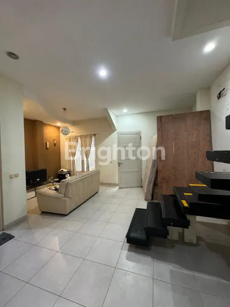 image RUMAH 2 LANTAI TAMAN UBUD PERMAI, LIPPO KARAWACI (4)