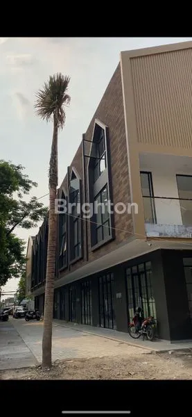image RUKO 3 LANTAI LOKASI STRATEGIS DI JAGAKARSA JAKARTA SELATAN  (3)