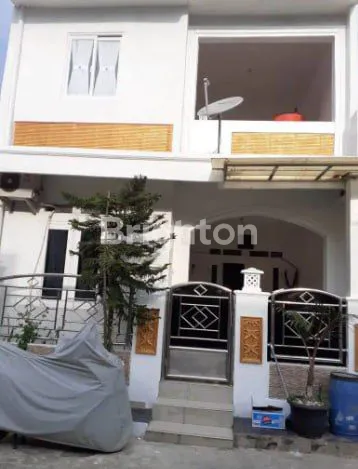 image RUMAH 2 LANTAI BARU MEWAH SIAP HUNI STRATEGIS DEKAT DENGAN STASIUN CILEBUT DI PERUMAHAN GRAHA CILEBUT BOGOR (1)
