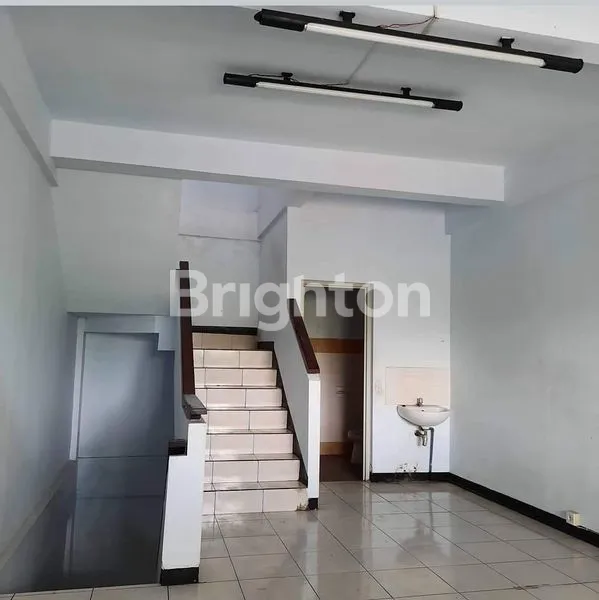 image RUKO SIAP HUNI LOKASI DEKAT TRANSMART RUNGKUT (3)