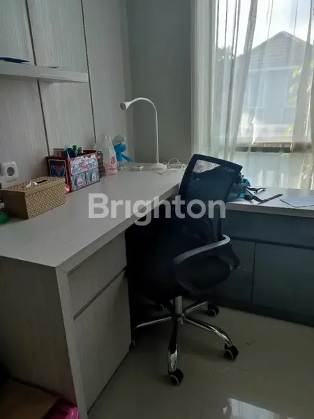 image RUMAH CITRALAND GREENLAKE DEKAT KAMPUS UNESA, DEKAT PAKUWON MALL (7)