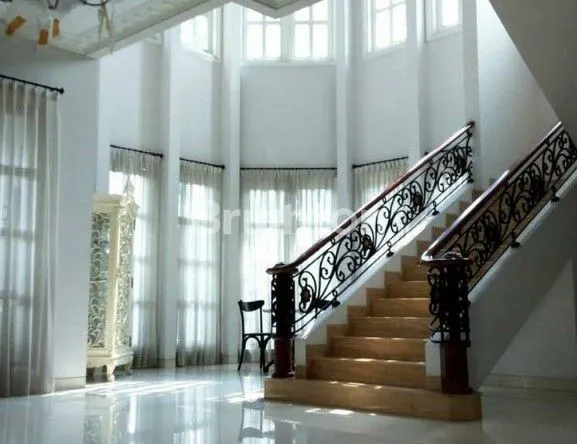 image VILLA MEUTIAH KIRANA BEKASI TIMUR (8)