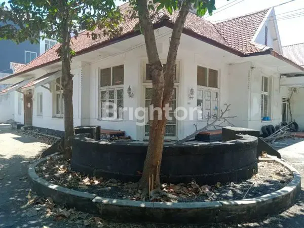 RUMAH DI DR SOETOMO POSISI HOOK