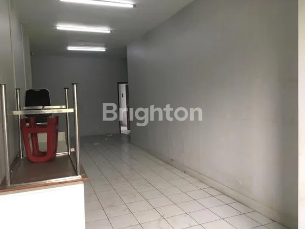 image RUKO 3 LANTAI DI KARAWACI TANGERANG (8)