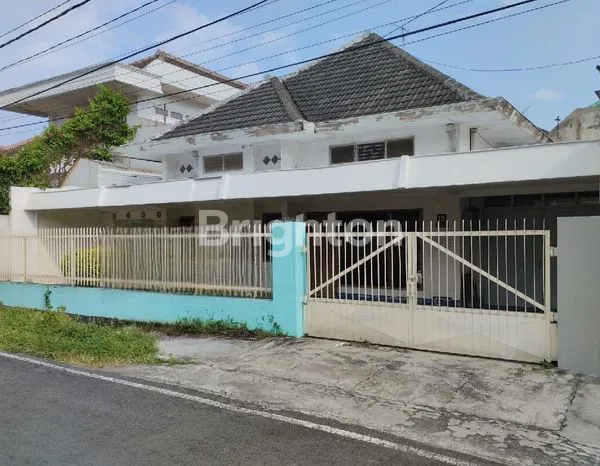 RUMAH LUAS DENGAN FURNISH